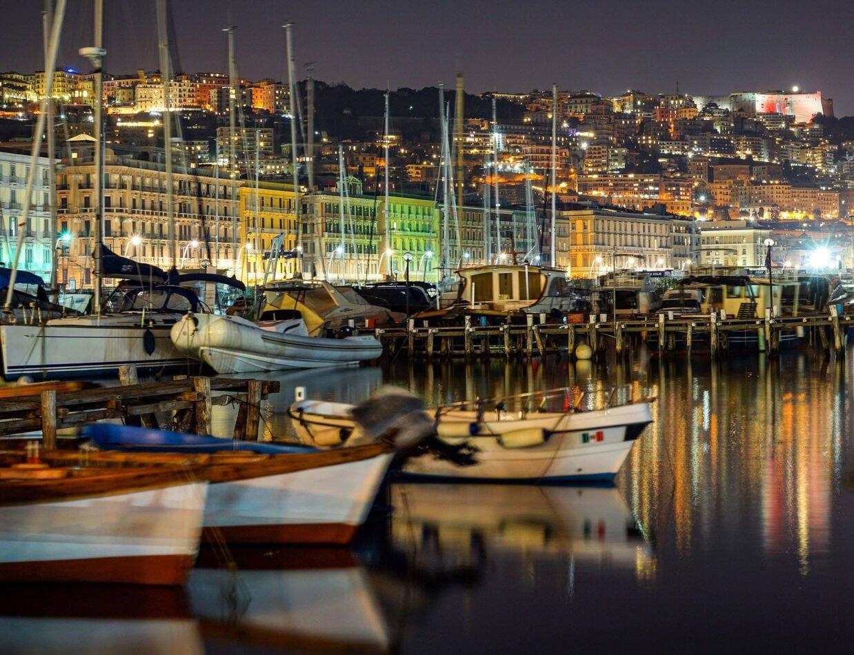 H Rooms Naples Mergellina | Hotel Centro tra Clinica, Chalet Ciro e Funicolare