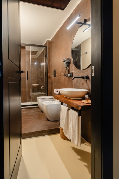 B&B in Via Benedetto Croce 45: Dormire nella Storia a Spaccanapoli